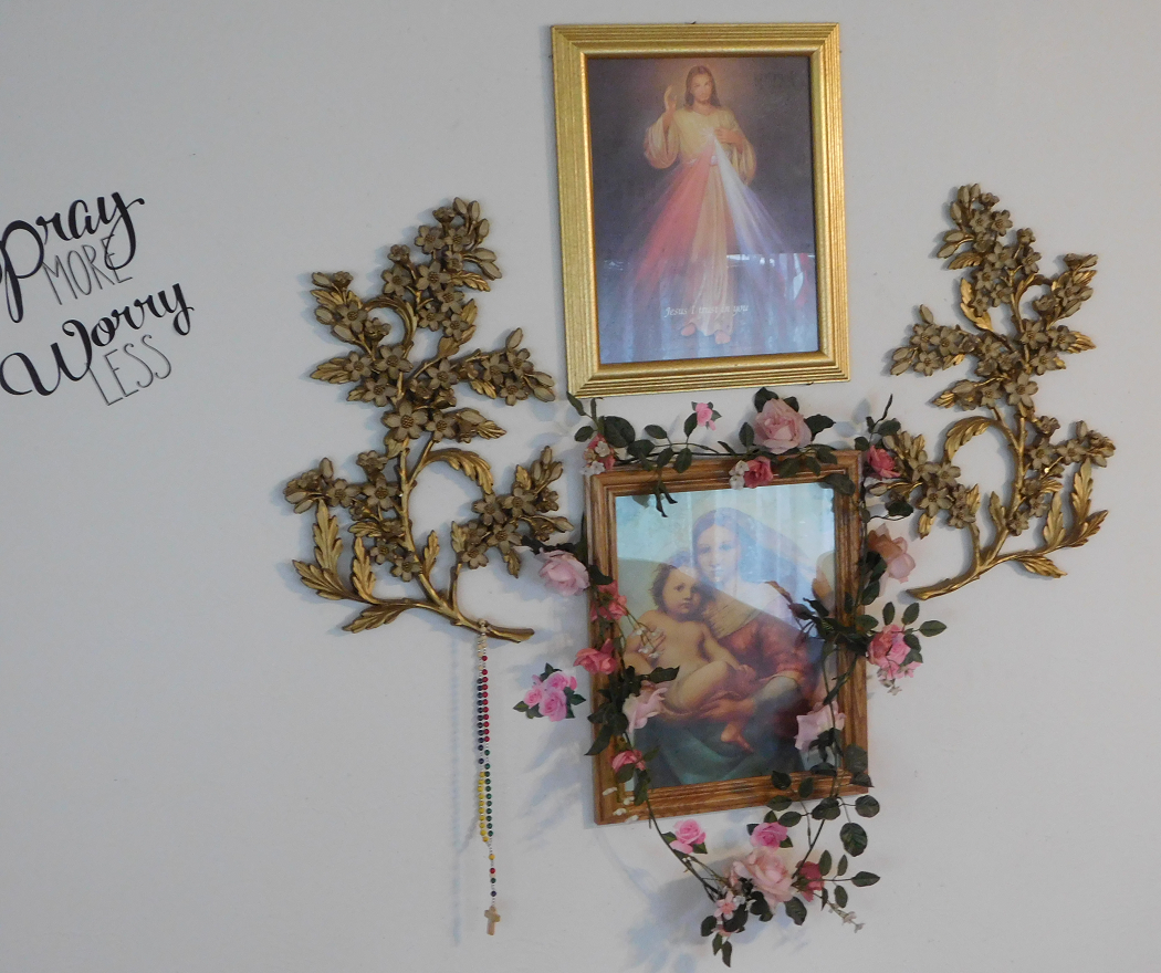 Pictures of The Devine Mercy and Mother Mary with Jesus